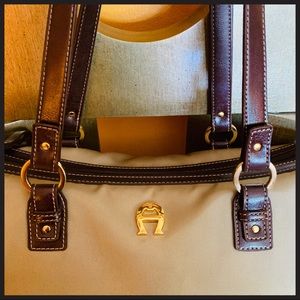 Vintage Etienne Aigner Purse. Beautiful